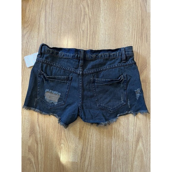 NWT Free People Dark Wash Runaway Slouch Denim Cut Off Button Fly Shorts… - Picture 7 of 11